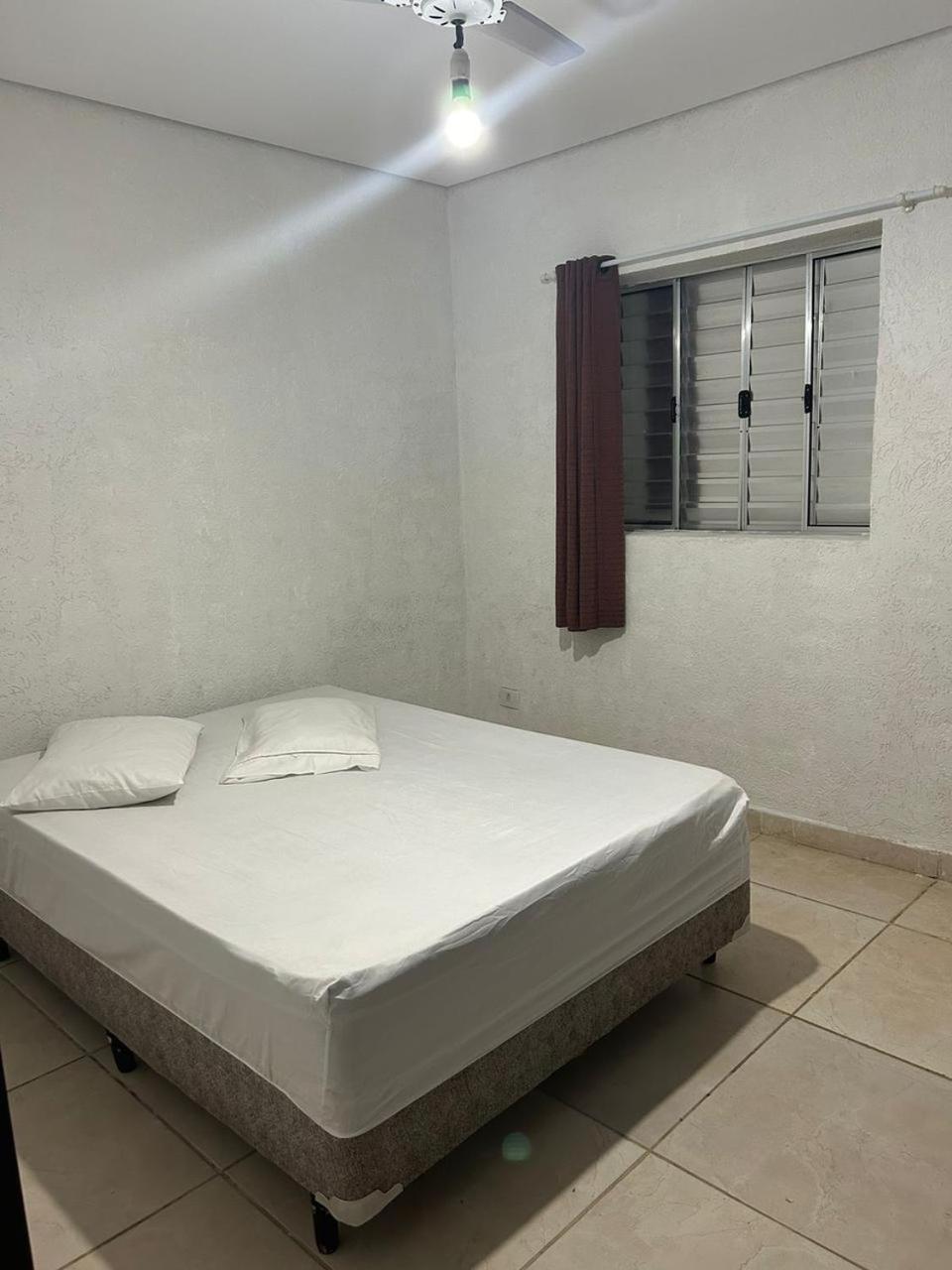 Oasis Hostel E Pousada Itanhaém Buitenkant foto